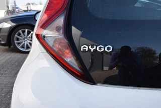 Toyota Aygo Toyota Aygo 1.0 VVT-i x-fun | Cruise control | Airco | start & stop systeem | - afbeelding nr 8