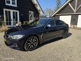 BMW 4 Serie BMW 4-serie Gran Coupé 420i Centennial High Executive - afbeelding nr 1