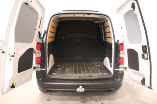 Opel Combo Opel Combo 1.5D 102pk L1H1 3-zits Navigatie Trekhaak Airco Parkeer sensoren Betimmering - afbeelding nr 3