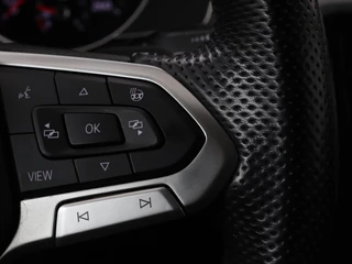 Volkswagen Passat Volkswagen Passat 1.4 TSI PHEV GTE | Adaptive cruise | Trekhaak wegklapbaar | Stoelverwarming |  Navigatie | Full LED - afbeelding nr 20