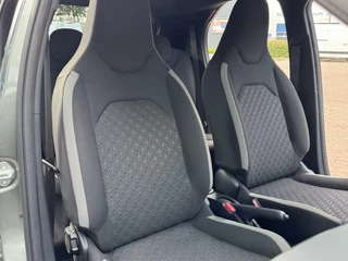 Toyota Aygo Toyota Aygo X 1.0 VVT-i S-CVT first Automaat 2022 Nw Staat - afbeelding nr 30