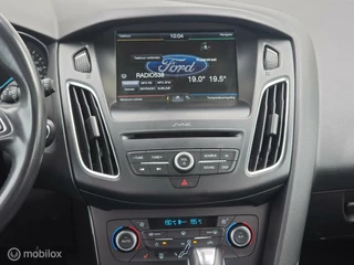 Ford Focus Ford Focus 1.5 Titanium Edition | AUT| PANO | NAVI |AIRCO - afbeelding nr 17