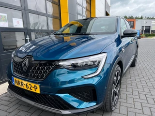 Renault Arkana Renault Arkana Mild Hybrid140 EDC Techno 360 Camera Zwart dak - afbeelding nr 13