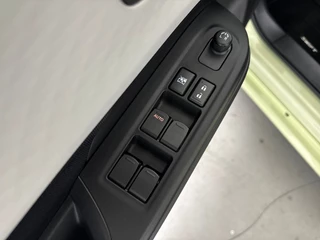 Suzuki Swift Suzuki Swift 1.2 Select Smart Hybrid | Navigatie | Adaptieve Cruise Control | Parkeercamera - afbeelding nr 26