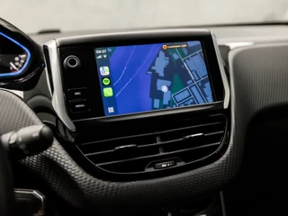 Peugeot 208 Peugeot 208 1.2 PureTech Sport (PANORAMADAK, APPLE CARPLAY, GROOT NAVI, CAMERA, CLIMATE, SPORTSTOELEN, GETINT GLAS, CRUISE, NIEUWSTAAT) - afbeelding nr 28