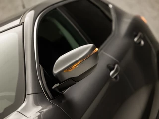 Nissan QASHQAI Nissan QASHQAI 1.2 Acenta Sport Automaat (NAVIGATIE, CLIMATE, CAMERA, GETINT GLAS, STOELVERWARMING, SPORTSTOELEN, CRUISE, PARKEERSENSOREN, NIEUWE APK, NIEUWSTAAT) - afbeelding nr 32