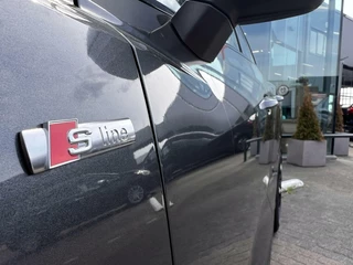 Audi Q3 Audi Q3 35 TFSI S edition Automaat Navi 20