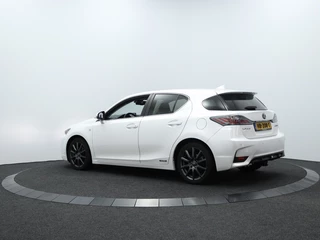 Lexus CT - afbeelding nr 2