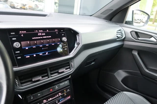 Volkswagen T-Cross Volkswagen T-Cross 1.0 TSI R-LINE, Apple Carplay/ Android Auto, PDC Rondom, etc. - afbeelding nr 23