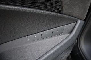 Audi e-tron Audi e-tron e-tron 55 q. adv. I Geen Import I Schuifdak I Stoelverwarming - afbeelding nr 12