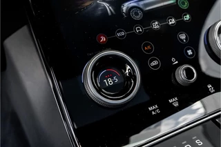 Land Rover Range Rover Velar Land Rover Range Rover Velar 2.0 AWD R-Dynamic Pano Camera Leder Meridian 21