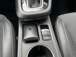 Renault Arkana Renault Arkana Mild Hybrid140 EDC Techno 360 Camera Zwart dak - afbeelding nr 27
