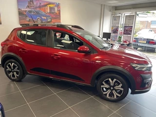 Dacia Sandero Stepway Dacia Sandero Stepway 1.0 TCe Comfort | Navigatie | Pack Assist | Pack Easy - afbeelding nr 4