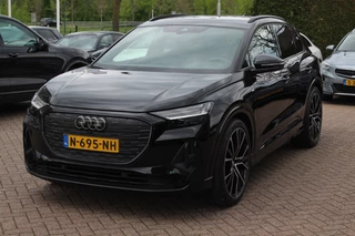 Audi Q4 e-tron Audi Q4 e-tron 50 quattro Launch edition S Competition 77 kWh / SoH 95% / Camera / Head-up / 20'' / Keyless / RS Seats / Sonos audio / Stoelverwarming / Dodehoek / DAB / ACC / Warmtepomp - afbeelding nr 7