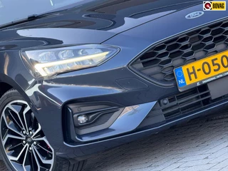 Ford Focus Ford Focus Wagon 1.0 EcoBoost ST Line Bsns - Blue Panther - Carplay/B&O/Adapt Cruise - afbeelding nr 1