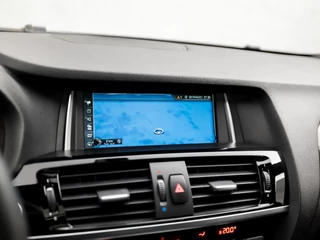 BMW X4 184Pk Automaat (NAVIGATIE, M PAKKET, MEMORY SEATS, HEAD-UP DISPLAY, LEDER, CAMERA, STOELVERWARMING, GETINT GLAS, NIEUWE APK, NIEUWSTAAT) - afbeelding nr 9