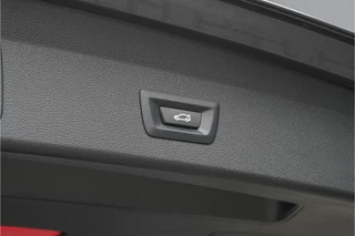 BMW X1 BMW X1 sDrive20i High Executive X-Line Camera Leer Head-Up - afbeelding nr 12