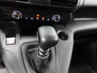 Peugeot Partner Peugeot Partner 100pk L1 Navigatie Apple Carplay Trekhaak Parkeersensoren Camera  Cruise control - afbeelding nr 23