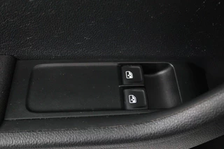 Škoda Fabia Skoda Fabia 1.0 TSI Clever (LED, NAVIGATIE, STOELVERWARMING, PARKEERSENSOREN, STUURBEDIENING, TREKHAAK) - afbeelding nr 11