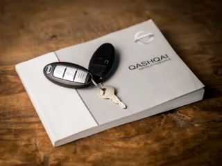 Nissan QASHQAI (PANORAMADAK, NAVIGATIE, CLIMATE, 360 CAMERA, STOELVERWARMING, SPORTSTOELEN, KEYLESS, LED KOPLAMPEN, NIEUWSTAAT) - afbeelding nr 19