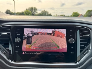 Volkswagen T-Roc Volkswagen T-Roc Cabrio 1.5 TSI DSG R-LINE TREKHAAK/CAMERA/LEDER/BEATS-AUDIO/NAVI/ACC/CARPLAY - afbeelding nr 22