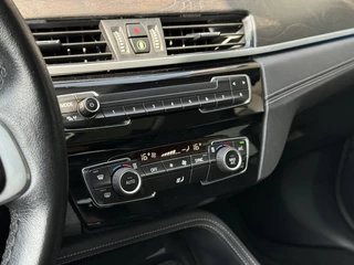 BMW X1 BMW X1 X1 xDrive25e plugin xLine | 220PK | Vleder | Pano | Camera - afbeelding nr 16
