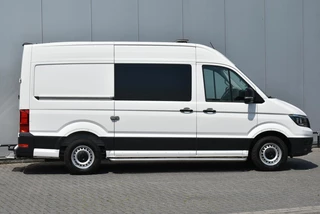 Volkswagen Crafter Volkswagen Crafter 2.0 TDI L3H3 140 Pk! Aut. Camera Navi PDC - afbeelding nr 2