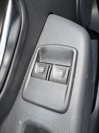 Dacia Sandero Stepway Dacia Sandero Stepway 1.0 SCe 5deurs Laureate Airco,Navigatie - afbeelding nr 10