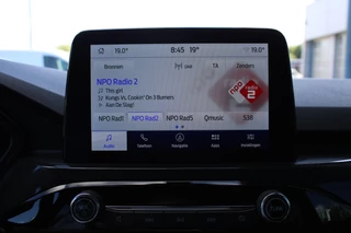 Ford Kuga Ford Kuga 2.5 PHEV ST-Line BELLEN VOOR BEZICHTIGING | Winter Pack | Camera | Cruise Control | Navigatie | - afbeelding nr 31