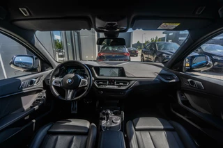 BMW 1 Serie BMW 1-serie M135i xDrive Business Edition Plus - afbeelding nr 9