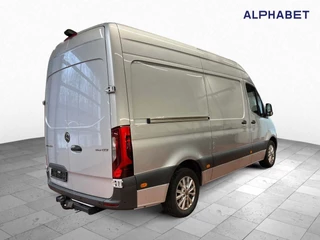 Mercedes-Benz Sprinter | Distronic | LED | Gr.lichtass. | Standkachel | Lane Assist | Leer | Stoelverwarming | 17