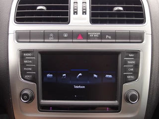 Volkswagen Polo Volkswagen Polo 1.0 BlueMotion Edition AUTOMAAT / NAVI / AIRCO / CRUISE / PDC / BLUETOOTH / NL-AUTO - afbeelding nr 25