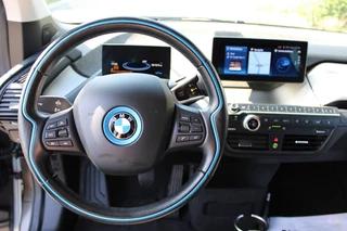 BMW i3 BMW i3 120Ah 42kWh automaat ECC/camera/cruise/DAB/navi/Harman Kardon/Stoelverw - afbeelding nr 4