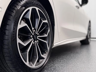 Ford Focus Ford Focus 1.0 EcoBoost Titanium Business | Automaat | ST Line | Camera | Carplay - afbeelding nr 37