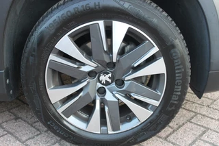 Peugeot 2008 Peugeot 2008 1.2 PureTech Allure, automaat, navigatie. - afbeelding nr 19