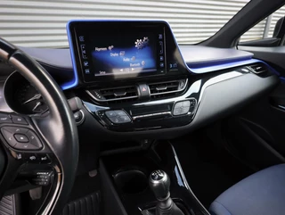Toyota C-HR Toyota C-HR 1.2 Premium (Vol-Opties!) 1e eigenaar Two-Tone - afbeelding nr 5