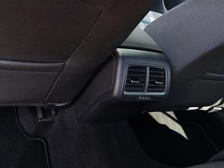 Volkswagen Golf Volkswagen Golf 1.4 TSI PHEV GTE Executive | Navi | Clima | Adap.Cruise | Led Koplampen | Bluetooth Carkit+Streaming | Pdc V+A+Camera | Licht+Regensensor | Sfeerverlichting | Privacy Glass | 19''lm |Trekhaak - afbeelding nr 31