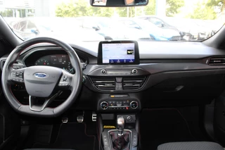 Ford Focus Ford Focus Wagon 1.5 EcoBoost 182 PK ST Line Business | LED | Winterpack | BLIS | Adaptieve Cruise Control | Camera | Electrische achterklep | Headup Display | DAB | Leder/Stof | 50DKM! - afbeelding nr 7
