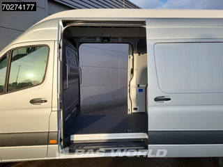 Mercedes-Benz Sprinter Mercedes Sprinter 519 CDI 190PK Automaat 2x Schuifdeur L3H3 Dubbellucht Navi Camera Parkeersensoren Trekhaak Airco L3 17m3 Airco Trekhaak - afbeelding nr 3