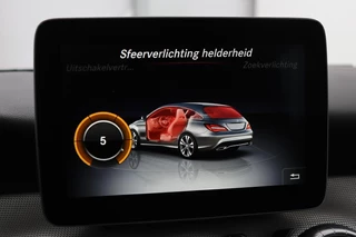 Mercedes-Benz CLA Mercedes-Benz CLA-klasse Shooting Brake 180 Business Solution | Stoelverwarming |  Full LED | Half leder | Sportstoelen | Camera | Trekhaak | Navigatie | Park Assist | Cruise control | Airco | Bluetooth - afbeelding nr 21