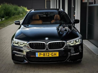 BMW 5 Serie BMW 5-serie Touring 530d xDrive M-Sport | HUD | PANO | H&K | TREKHAAK | LEER | CARPLAY | FULL OPTION - afbeelding nr 5