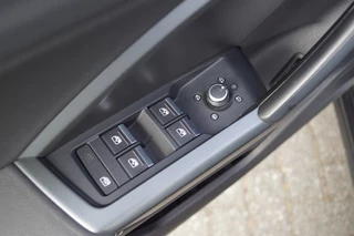 Audi Q3 Audi Q3 35 TFSI S-line Pano/Leer/Virtual/Camera/20 inch/Ambiente/LED - afbeelding nr 48
