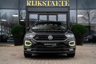 Volkswagen T-Roc Volkswagen T-Roc 1.5 TSI R-LINE|PANO|ACC|BEATS|18''|VIRTUAL - afbeelding nr 2