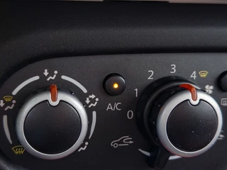 Renault Twingo Renault Twingo 1.0 SCe Collection | All-seasons | Eerste eigenaar - afbeelding nr 32