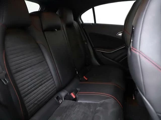 Mercedes-Benz A-Klasse Mercedes A-klasse 200 AMG Night Pakket Pano Cruise Navi NAP - afbeelding nr 10