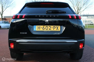 Peugeot 2008 Peugeot 2008 1.2 PureTech Allure, Digitaal dashboard, Pdc voor/achter + camera, App connect, Donker glas, Cruise, Clima, Navi, Full led. - afbeelding nr 7