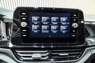 Volkswagen T-Roc Volkswagen T-Roc 1.5 TSI R-Line Beats|Navi|ACC|Pano|Trekhaak - afbeelding nr 23