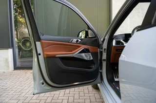 BMW X5 BMW X5 xDrive50e M Sport Pro M Perf. Seats B&W Massage 22'' - afbeelding nr 22