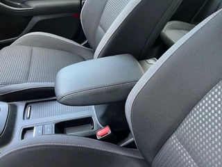Ford Focus Ford Focus 1.0 EcoBoost Hybrid Trend Edition NAVI CARPLAY/CAMERA - afbeelding nr 20