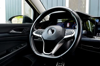 Volkswagen Golf Volkswagen Golf 1.0 TSI Life Business Rijklaarprijs-Garantie Navigatie led Airco Apple carplay Sfeer verlichting - afbeelding nr 32